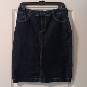 NYDJ classic denim blue skirt - 6
